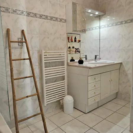 T4 Lumineux, 2 Jardins, à Pied Apartamento